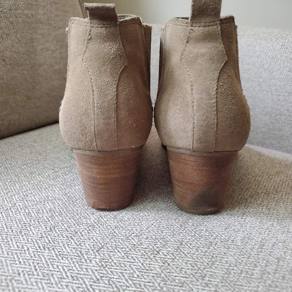 Crown Vintage Genuine Suede Ankle Booties 8